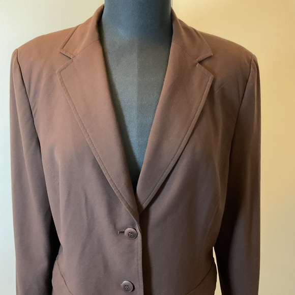 9. Alfani Chocolate Brown Long Sleeve 2 Button Blazer Size 14 - Picture 5 of 7